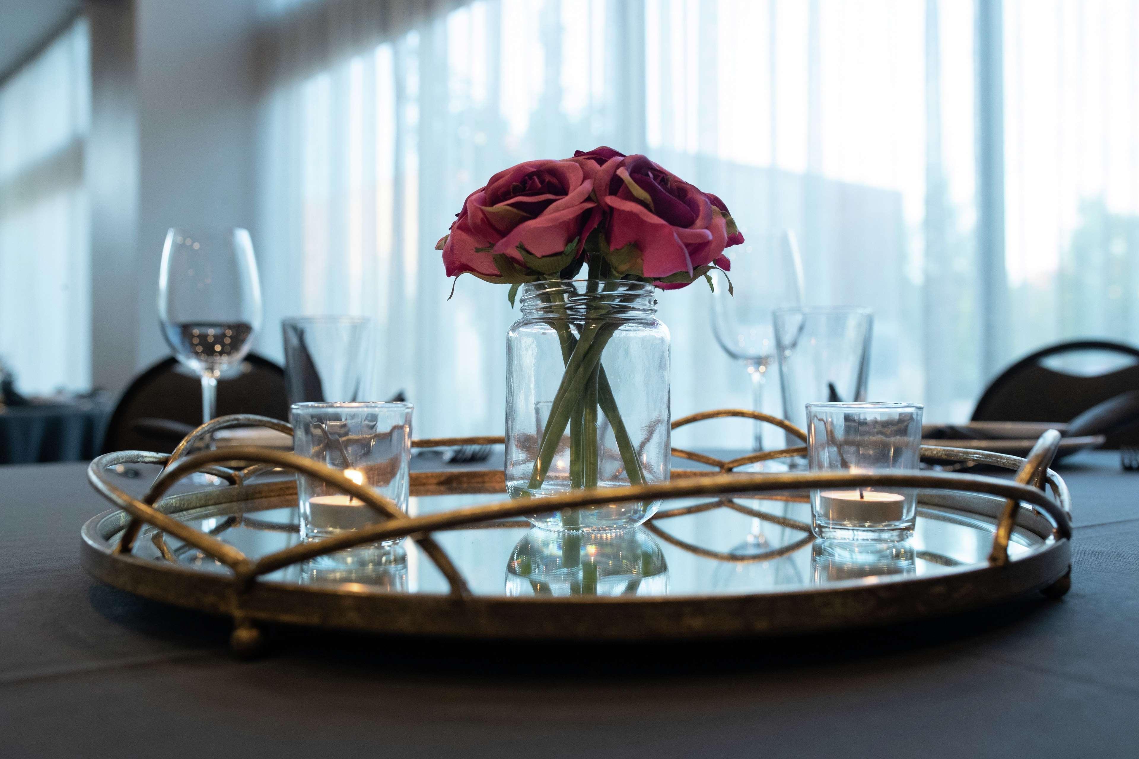 The Axis Moline Hotel, Tapestry Collection By Hilton Luaran gambar